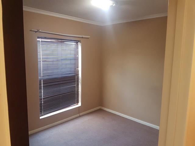 To Let 3 Bedroom Property for Rent in Parklands Western Cape